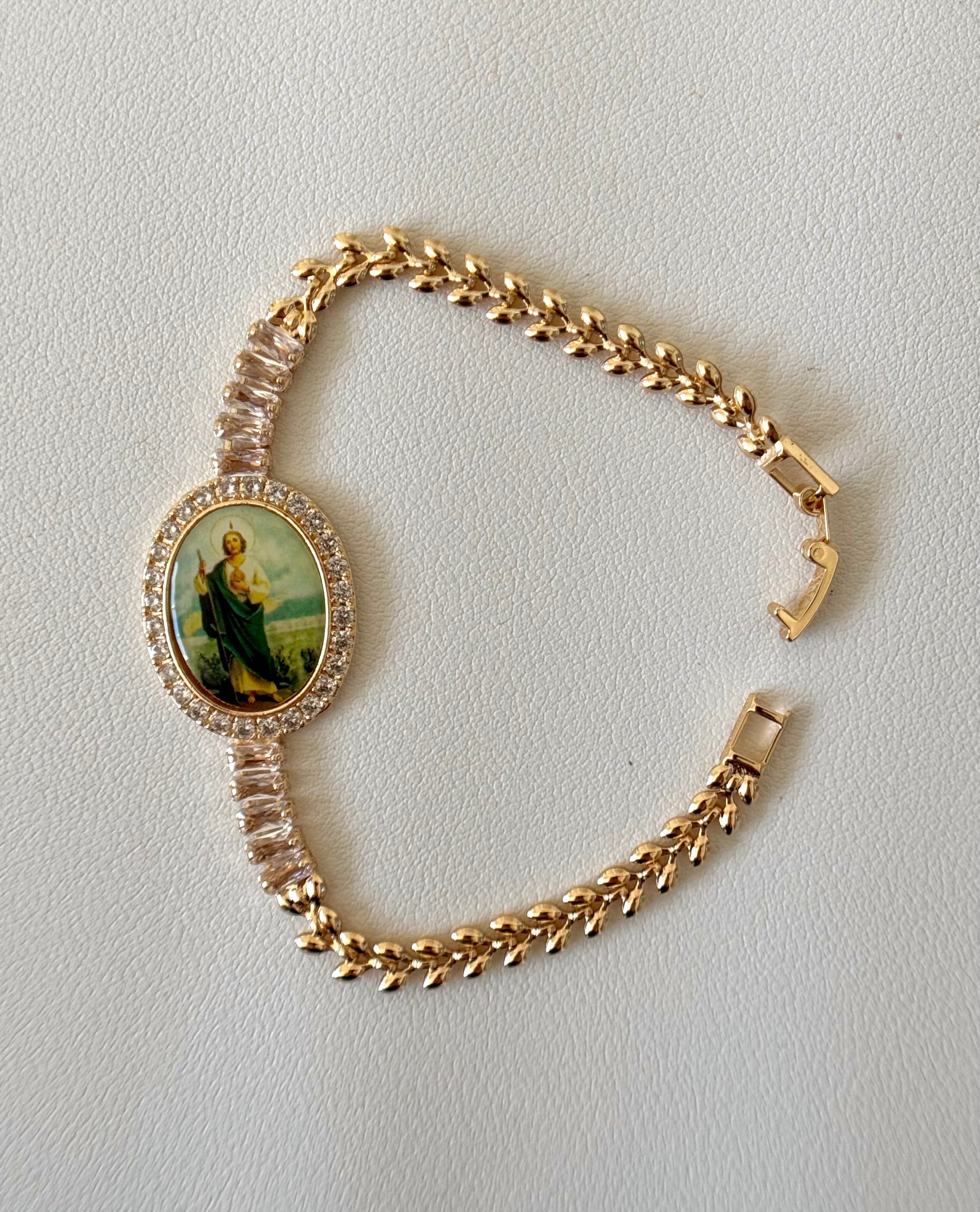 Gold Plated 14K – B002

Saint Jude Oval Bracelet