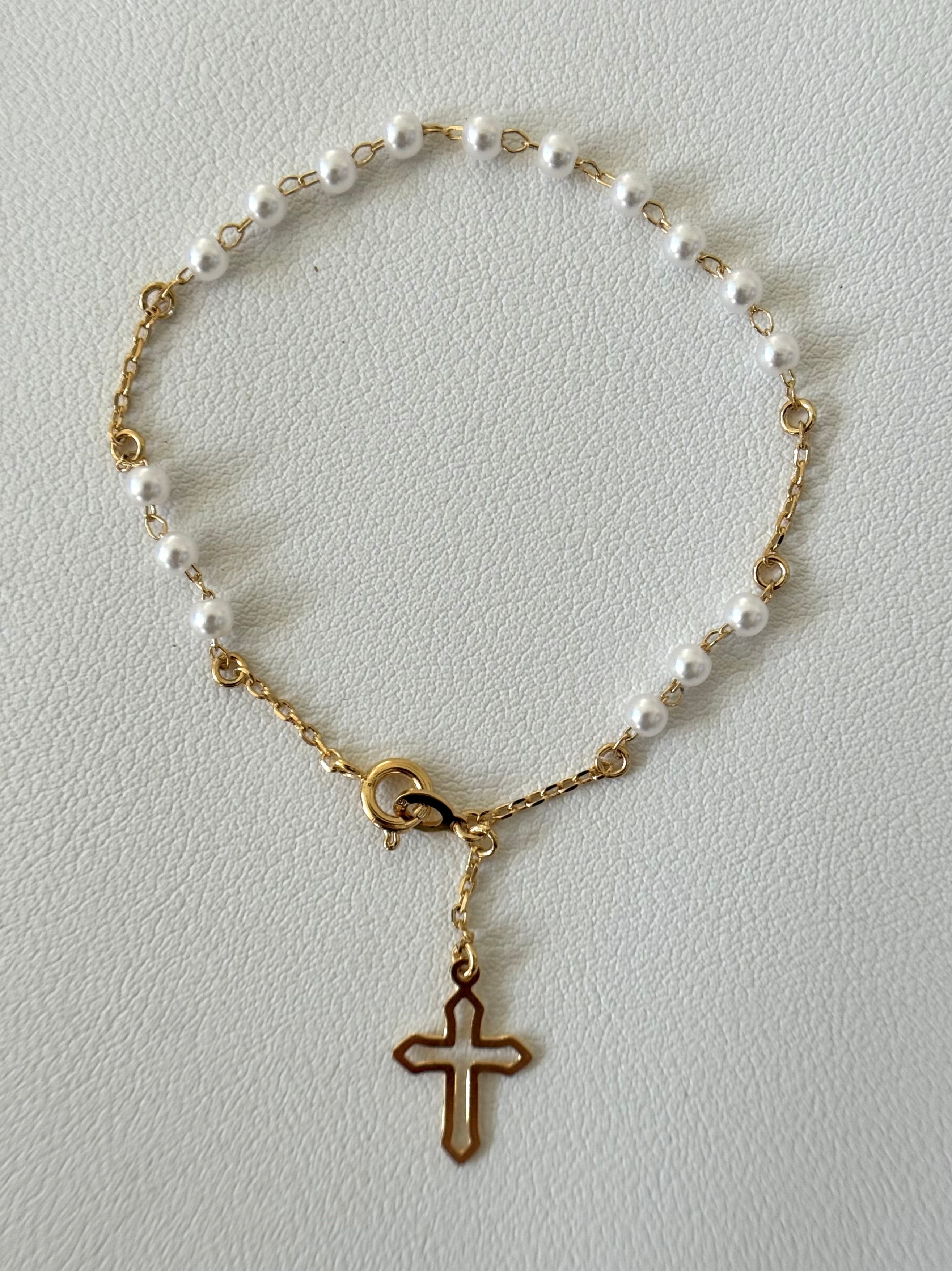 Gold Plated 14K – B008

Pearl Cross Bracelet