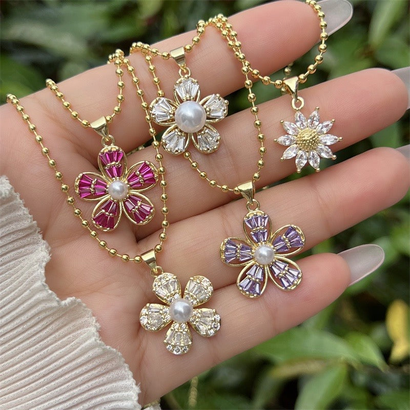 Golden Daisy Necklace